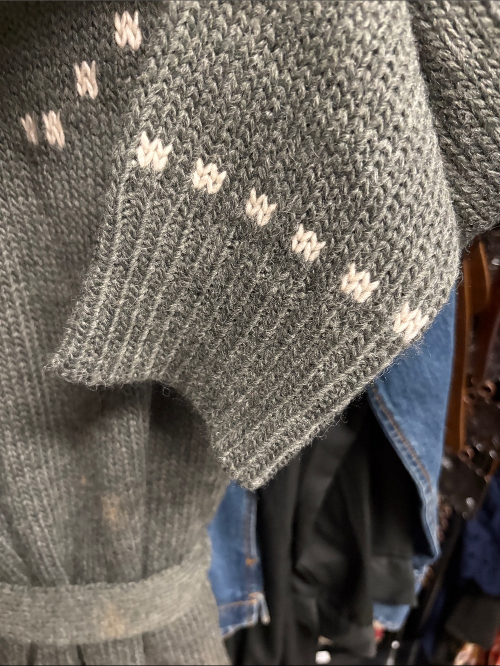 Stetson Shawl Collar Gray Sweater Cardigan with Horse Motif ptp 24” - Picture 4 of 4